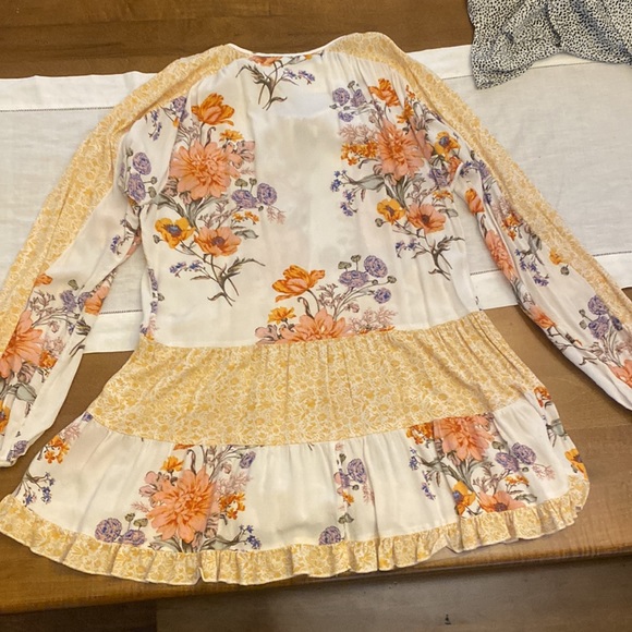 American Eagle Tunic - Picture 2 of 2